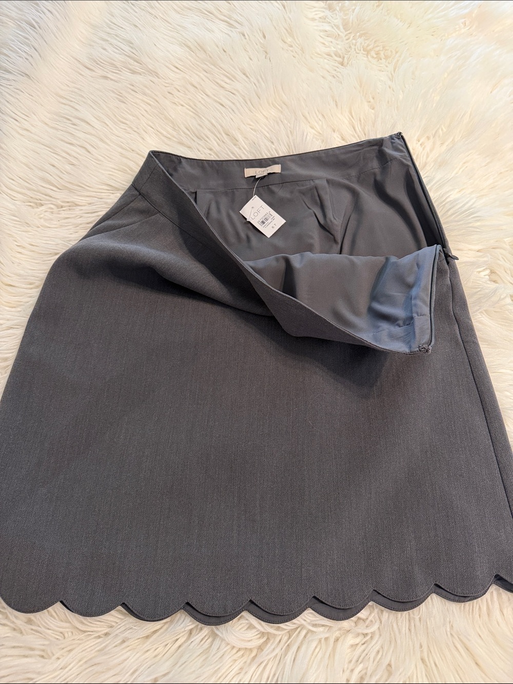 LOFT Gray  Scallop-Hem Mini Skirt size 6T brand new length 21” waist 32” - Picture 5 of 8